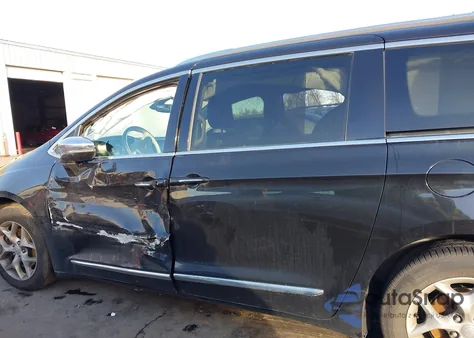 2019 Chrysler Pacifica Limited from USA, damaged, VIN 2C4RC1GG2KR731528